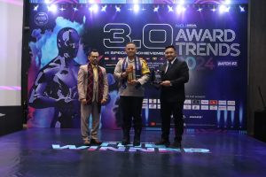 Kapolres Rohul Terima Penghargaan Inspiring Profesional dan Leadership AWARD 2024  