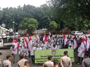 Ratusan Massa Gerakan Dakwah Nurani Nusantara Tuntut KPK Periksa Menteri Agama dan Ketua Komisi VIII