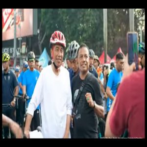 Presiden Jokowi Olahraga Bersama Masyarakat di Kawasan Sudirman-Thamrin