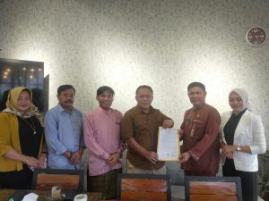 Ketua FBN Kepri Serahkan Mandat Pembentukan Pengurus FBN Kota Tanjungpinang