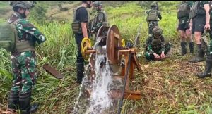 Kincir Air Menyinari Mapenduma: Inovasi Luar Biasa dari Satgas Yonif 432 Kostrad