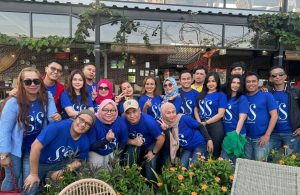 Ketua Arisan Super Star Novi Ayla Pimpin Liburan Seru Artis ke Kuningan – Cirebon