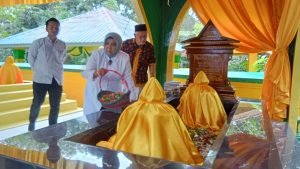 Ziarah ke Pulau Penyengat: Rahma dan Hafiz Perkuat Komitmen Silaturahmi