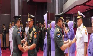 Panglima TNI Pimpin Sertijab Kasum TNI, Irjen TNI, dan Pangkogabwilhan III di Mabes TNI