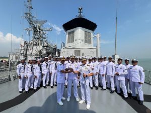 Tongkat Komando KRI Fatahillah-361 Resmi Beralih