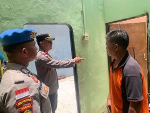 Bantuan Kepada Masyarakat Yang Tertimpa Musibah Angin Kencang 