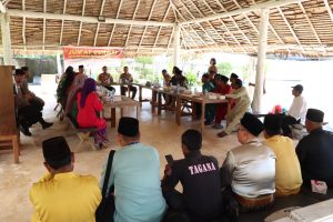 Kapolres Bintan Tanggapi Terkait BBM dan Masa Berlaku SIM dalam Kegiatan Jumat Curhat