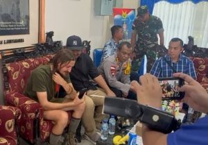 Pilot Susi Air yang Disandera 1,5 Tahun oleh KKB Nduga Akhirnya Dibebaskan