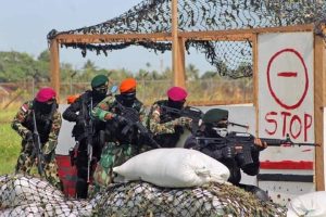 Prajurit Yonmarhanlan XI Merauke Hadiri Upacara HUT Ke-79 TNI Tahun 2024: Mengukuhkan Sinergi TNI dan Rakyat