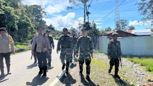 Sinergitas Satgas 641/Bru dan Polri, dalam upaya ciptakan stabilitas keamanan guna dukung Percepatan Pembangunan di Papua