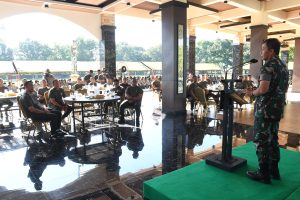 Pangdam I/BB Bagikan Kaporlap Lima Item Prioritas Kasad kepada Prajurit Kodam I/BB