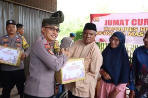 Kapolres Bintan Gelar Jumat Curhat dan Jumat Berkah: Mendengar Aspirasi Warga dan Tingkatkan Kamtibmas