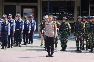 Kapolrestabes Medan Pimpin Apel Patroli Skala Besar: Jaga Netralitas dan Keamanan Kampanye di Medan dan Deliserdang