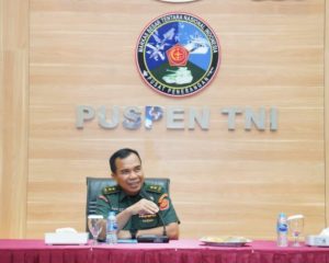 Kapuspen TNI Klarifikasi Foto Perwira TNI dengan Tersangka Dugaan Perundungan Ivan Sugianto