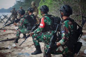 Puncak Latma Keris Marex 2024: Petarung Malaka dan 13th MEU Laksanakan Full Mission Profile dan Bakti Sosial di Dabo Singkep