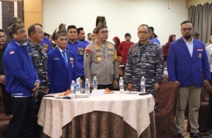 Kapolda Kepri Terima Gelar ‘Bapak Nelayan Kepulauan Riau’ dalam Pelantikan Pengurus HNSI Kepri 2024-2029