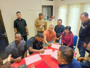 Kejati Kepulauan Riau Terima Penyerahan Tersangka dan Barang Bukti 106 Kg Sabu dari WN India