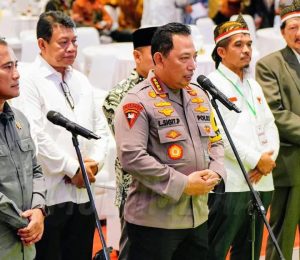 Kapolri Hadiri Deklarasi Pembubaran Jamaah Islamiyah dan Ikrar Kesetiaan terhadap NKRI