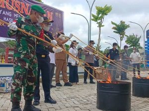 Pemusnahan Barang Bukti, Bukti Tegas Penegakan Hukum di Perbatasan RI-Malaysia
