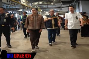 Sri Mulyani Tinjau Kesiapan Layanan Bea Cukai Soetta Jelang Nataru 2024