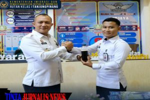 Upaya Rutan Kelas I Tanjungpinang Dalam Meningkatkan Kesehatan Pegawai Melalui Pembagian Vitamin Berupa Madu Asli