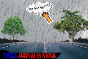 Hujan Tak Kunjung Reda, Semangat Harus Tetap Membara!
