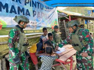 Saat TNI Jadi Guru di Pedalaman Papua, Anak-Anak Antusias Belajar