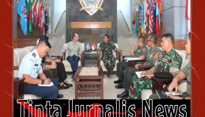Komandan PMPP TNI Sambut Kunjungan Direktur UNIC Indonesia 