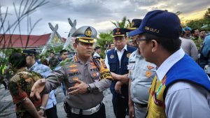 Dirlantas Polda Riau Dampingi Kapolda Tinjau Pos Pengamanan Operasi Ketupat 2025 di Dumai