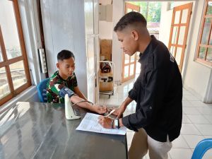 Satgas Pamtas RI-RDTL Sektor Barat Bantu Warga Lewat Donor Darah
