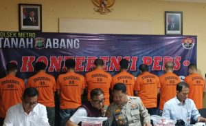 Berawal dari Tas Tertinggal di KRL, Polisi Bongkar Pabrik Uang Palsu di Bogor, Delapan Orang Diciduk
