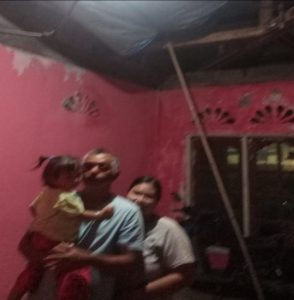 Agus Harap Uluran Tangan Wali Kota Tanjungpinang untuk Rumahnya yang Roboh Diterpa Angin