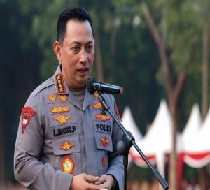 Kapolri Melepas 700 Buruh Korban PHK, Siapkan Lapangan Kerja Baru Lewat Program Kolaboratif