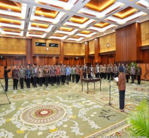 Menteri Keuangan Lantik 139 Pejabat Eselon II, Tekankan Integritas di Tengah Tantangan Global