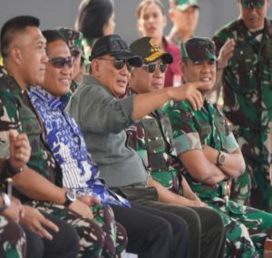 Panglima TNI dan Menhan RI Tinjau Latihan Pasukan Defile untuk Hari Nasional Prancis