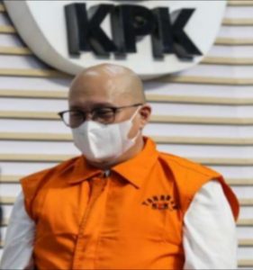 Eks Dirut PT Taspen Didakwa Korupsi Rp34 Miliar: Beli 11 Apartemen, Tanah, dan Simpan Valas