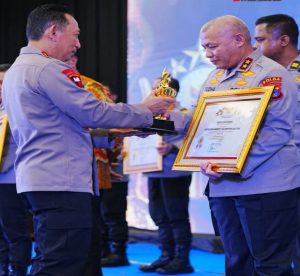 Kapolri Tegaskan Polri Bukan Institusi Antikritik, Dorong Evaluasi dan Integritas Personel