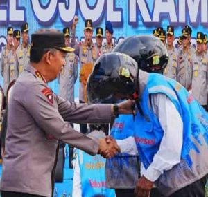 Kapolri Hadiri Apel Ojol Kamtibmas di Monas: Sinergi Polri dan Komunitas Ojol Jaga Keamanan Ibu Kota