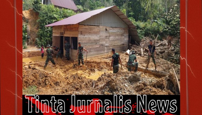 Satgas Gulbencal Kodam I/BB Bersihkan Rumah Warga Terdampak Longsor di Bonan Dolok