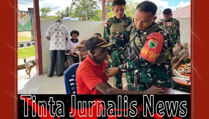 Satgas Pamtas RI-PNG Yonif 764/IB Berikan Pelayanan Kesehatan dan Bantuan Makanan kepada Warga Perbatasan Maybrat