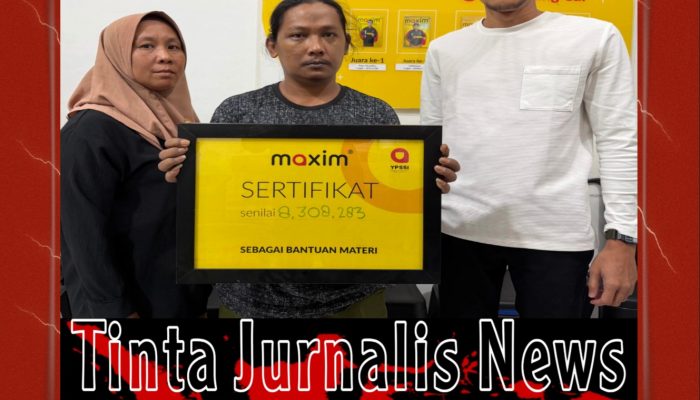 Maxim Salurkan Santunan Rp8,3 Juta kepada Mitra Pengemudi Korban Kecelakaan di Batam
