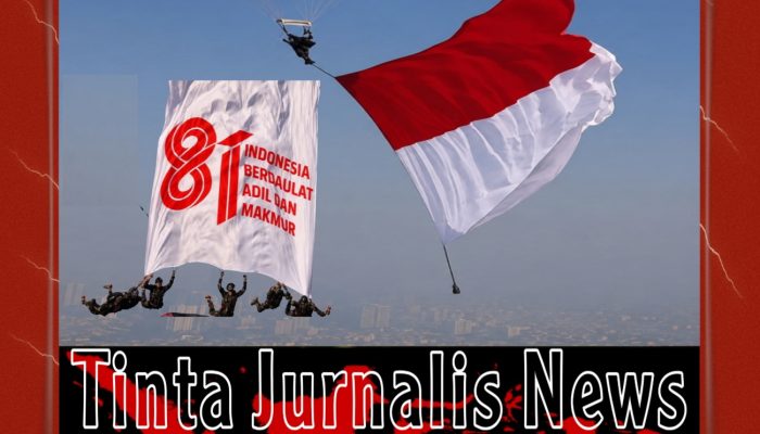Atraksi Spektakuler Kopassus Warnai HUT ke-81 RI di Monas, Merah Putih Membelah Langit Jakarta